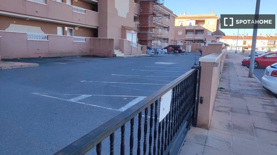 Apartment Alicante, 1 bed, 50m² — photo 2