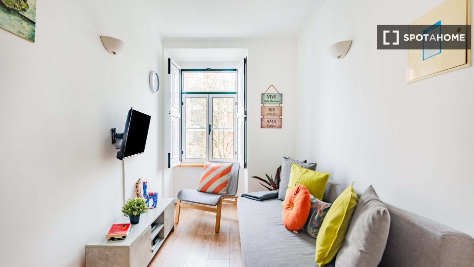 Apartment Lisbon, 2 beds — photo 8