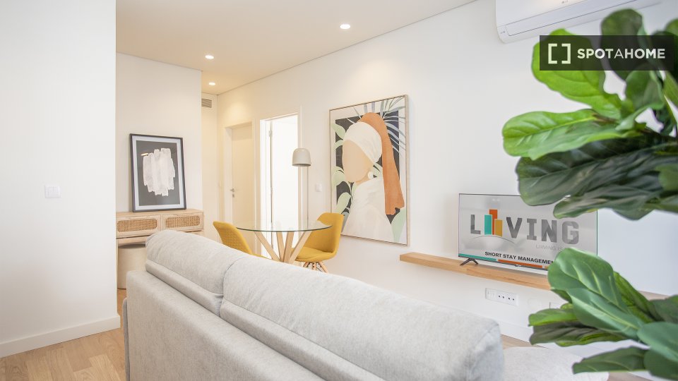 Apartment Porto, 1 bed, 46m² — photo 12