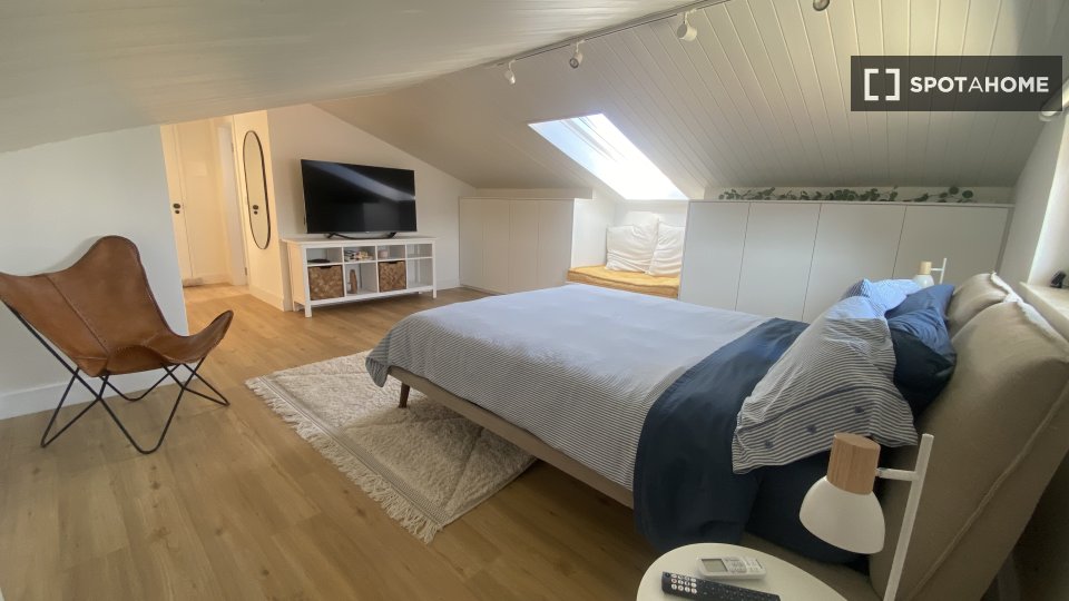 Apartment mono Lisbon, 45m² — photo 17
