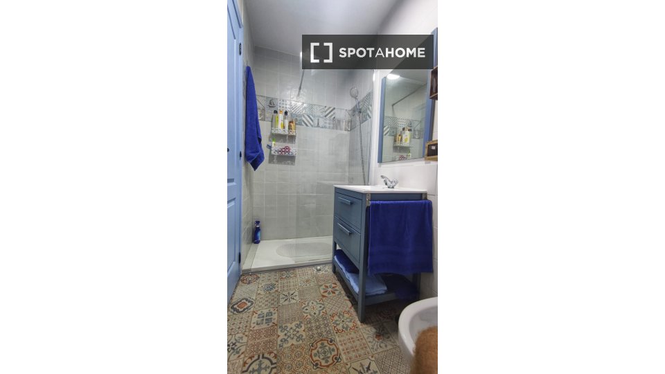 Apartment Alicante, 1 bed — photo 1