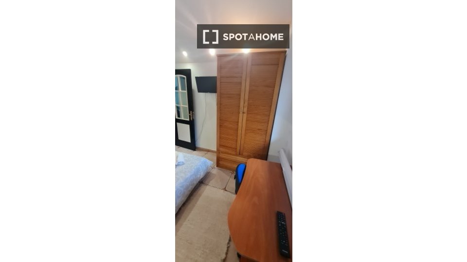 Double room Vigo, 2 beds, 60m² — photo 17