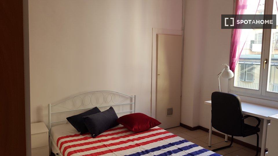 Double room Turin, 5 beds, 122m² — photo 4
