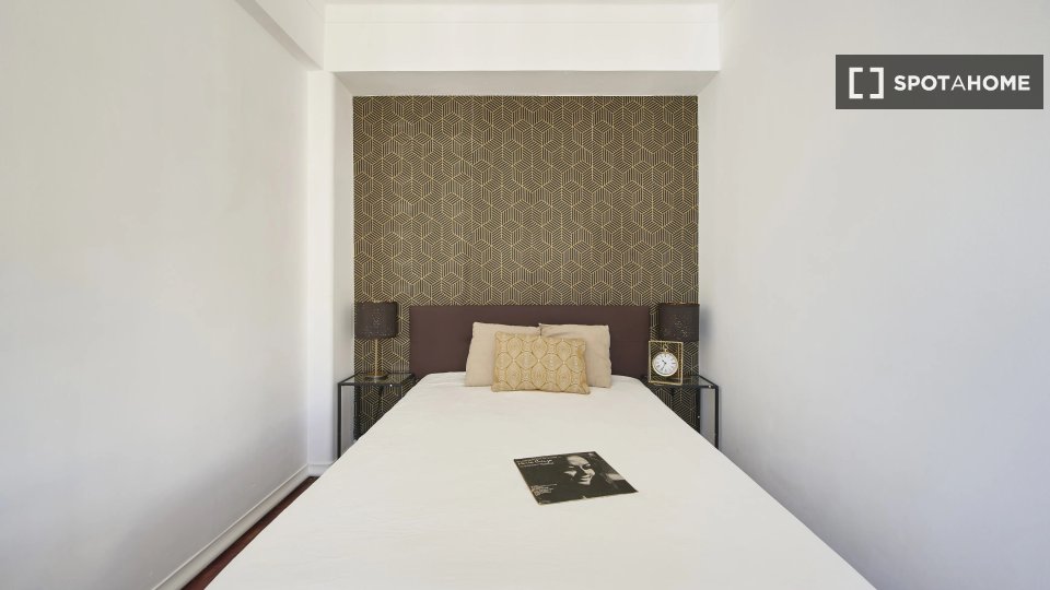 Double room Lisbon, 7 beds — photo 2