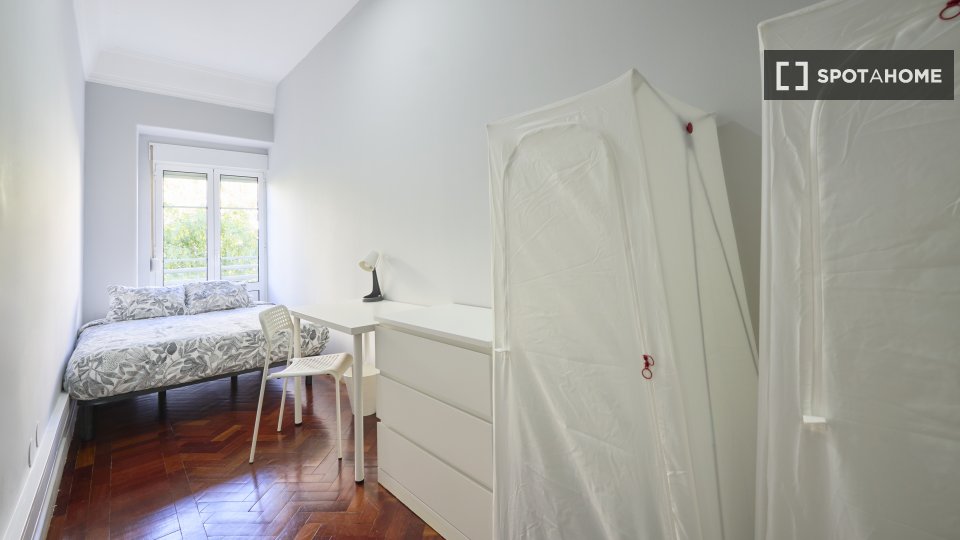 Double room Lisbon, 16 beds — photo 14