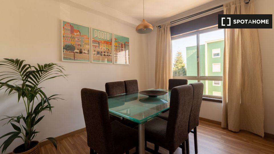Apartment Porto, 3 beds, 100m² — photo 18