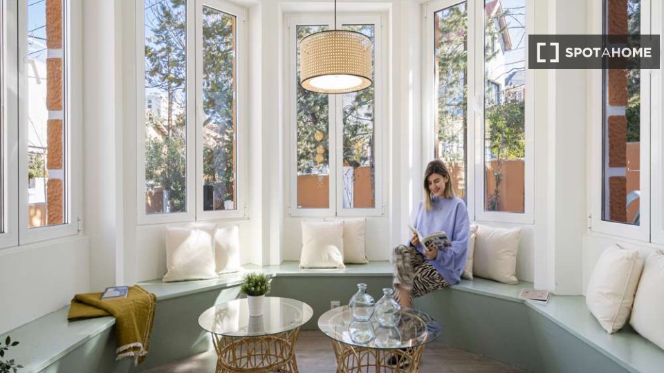 Double room Madrid, 17 beds, 560m² — photo 30