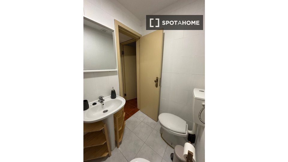 Double room Porto, 3 beds, 120m² — photo 4