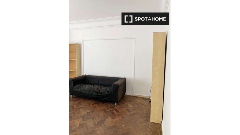 Double room Lisbon, 7 beds — photo 12