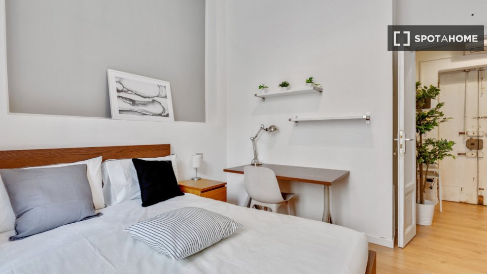 Double room Milan, 2 beds, 70m² — photo 4