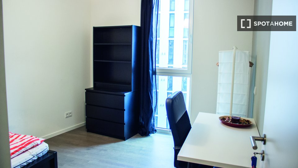 Double room Berlin, 4 beds, 49m² — photo 1