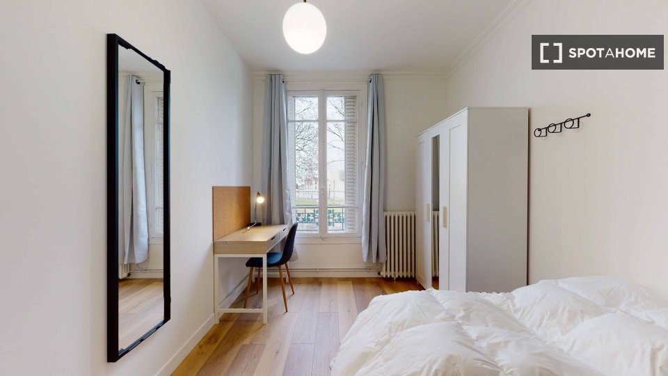 Double room Paris, 18 beds — photo 20