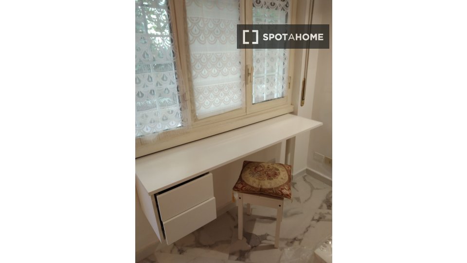 Apartment Rome, 1 bed — photo 16