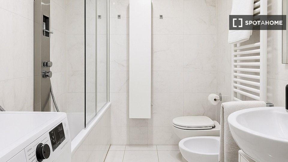 Apartment Milan, 1 bed — photo 15