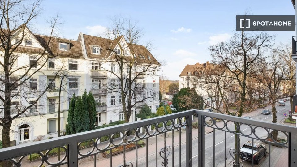 Double room Hamburg, 3 beds — photo 11
