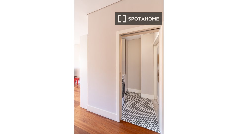 Apartment Porto, 1 bed, 105m² — photo 6