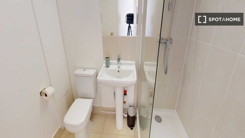 Double room Paris, 5 beds, 90m² — photo 9
