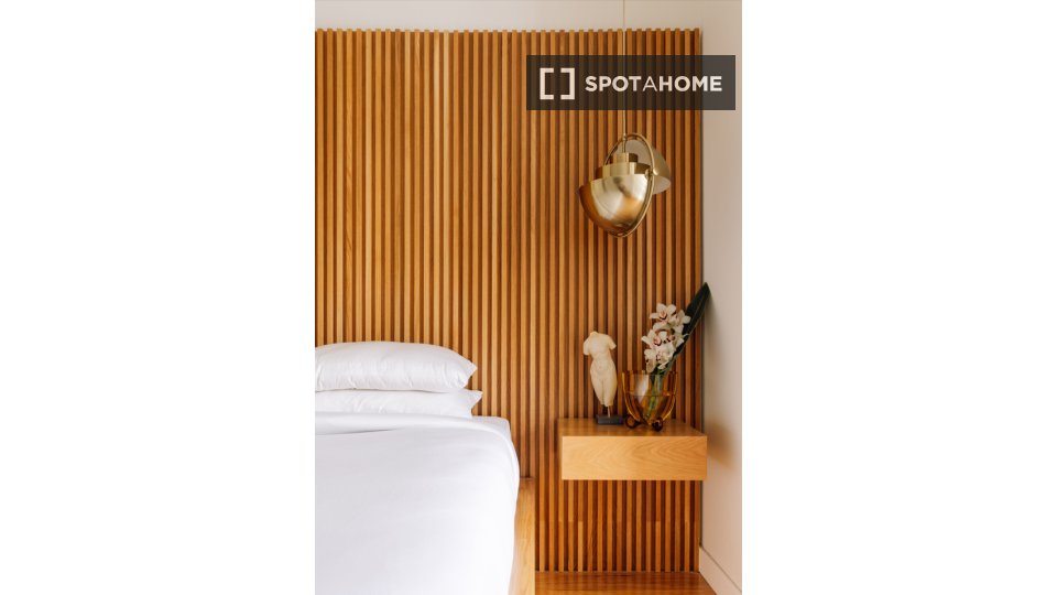 Apartment Lisbon, 2 beds, 91m² — photo 3