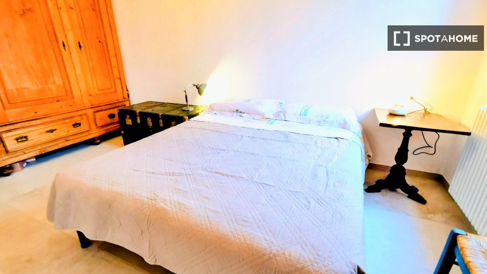 Double room Bologna, 3 beds, 94m² — photo 54