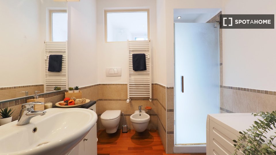 Double room Milan, 6 beds — photo 18