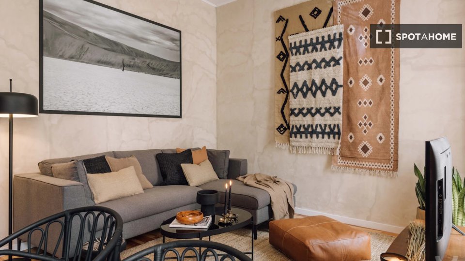 Apartment Lisbon, 1 bed, 75m² — photo 19
