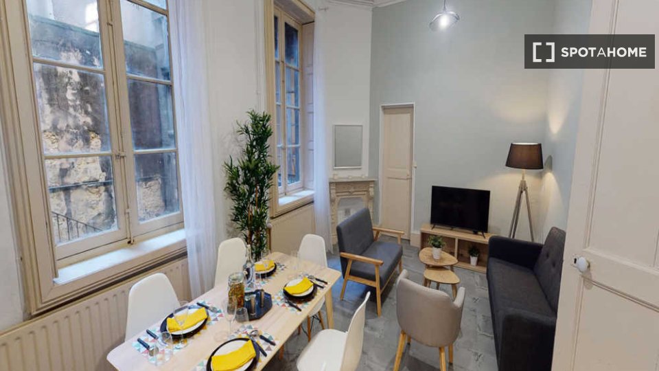 Double room Montpellier, 6 beds, 200m² — photo 10