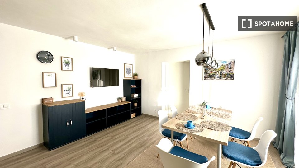 Double room Ljubljana, 3 beds, 90m² — photo 4