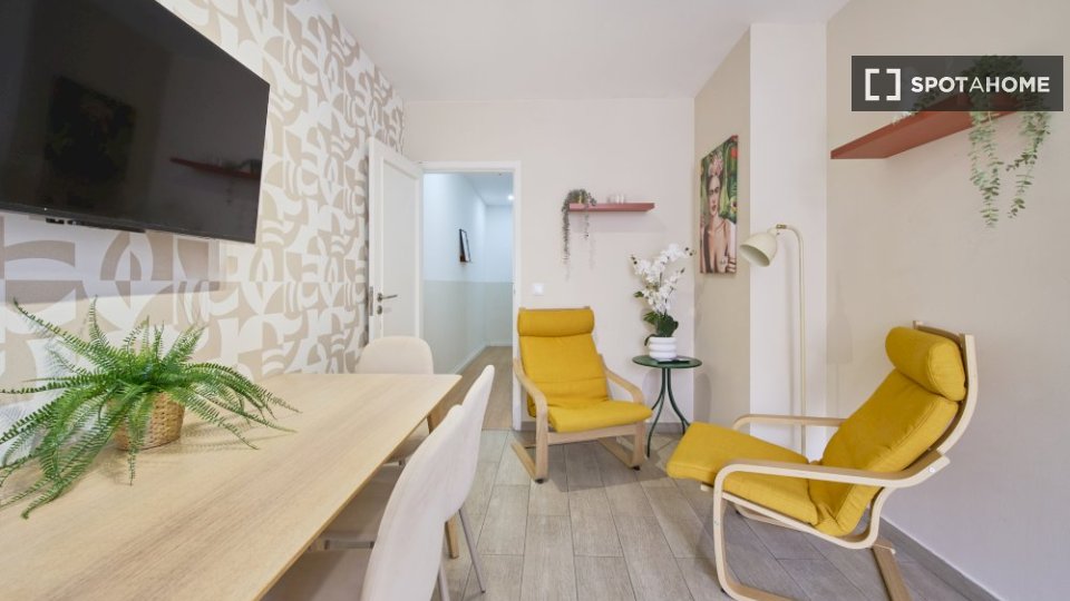 Double room Lisbon, 6 beds — photo 16