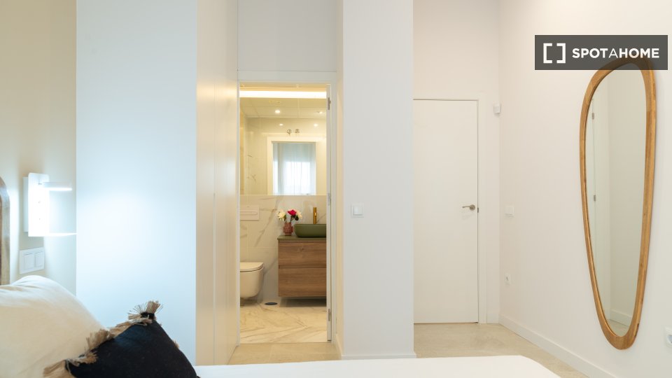 Apartment Madrid, 2 beds, 65m² — photo 14