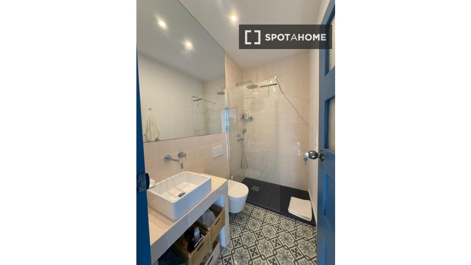 Apartment Lisbon, 1 bed — photo 12