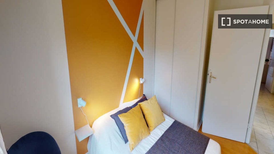 Double room Lyon, 3 beds, 70m² — photo 11