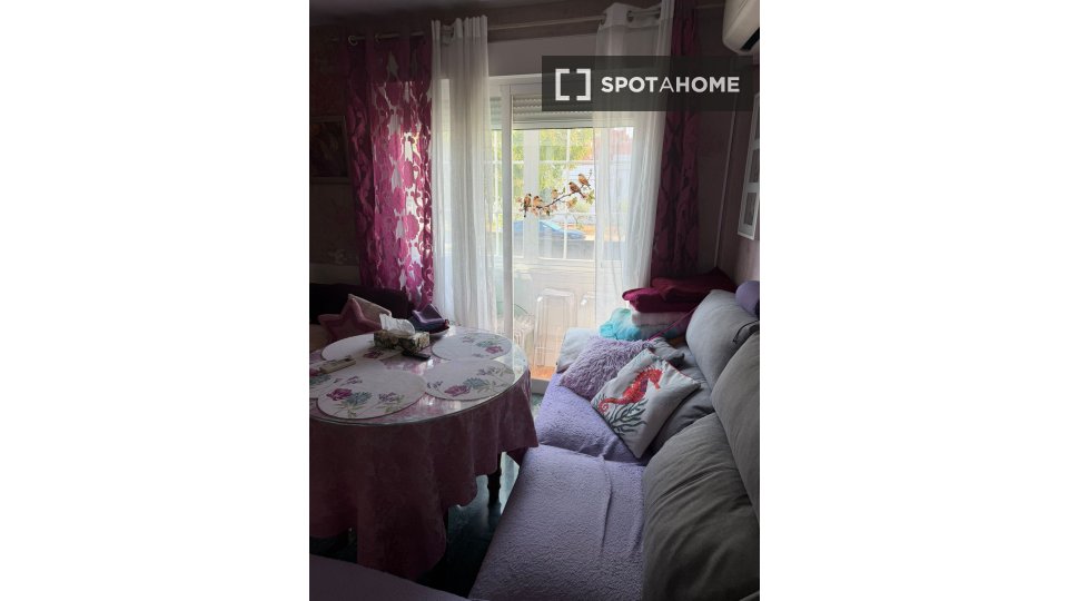 Double room Madrid, 5 beds — photo 8