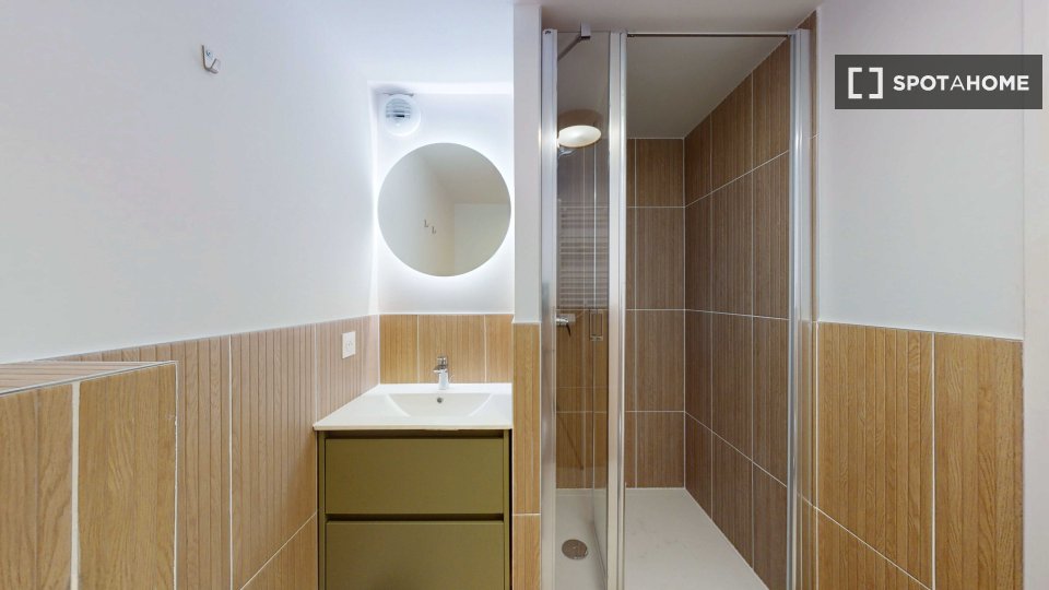 Chambre double Paris, 9 chambres — photo 4