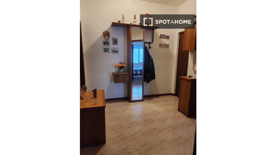 Double room Milan, 2 beds, 70m² — photo 4