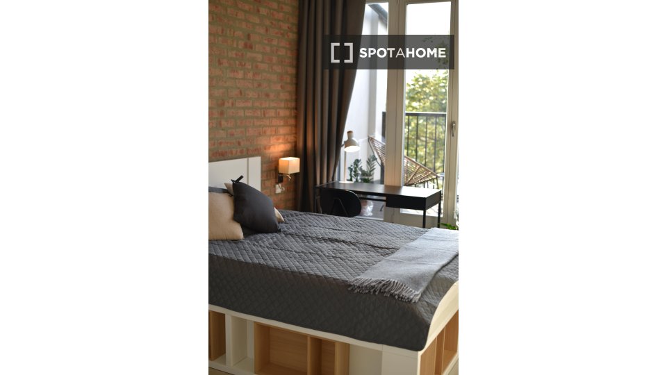 Double room Berlin, 4 beds, 171m² — photo 6