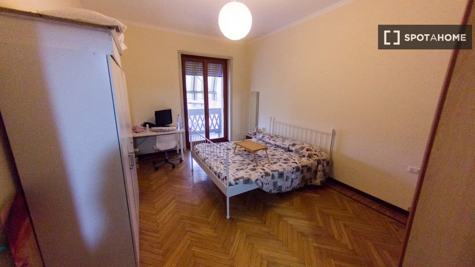 Double room Milan, 2 beds, 85m² — photo 1