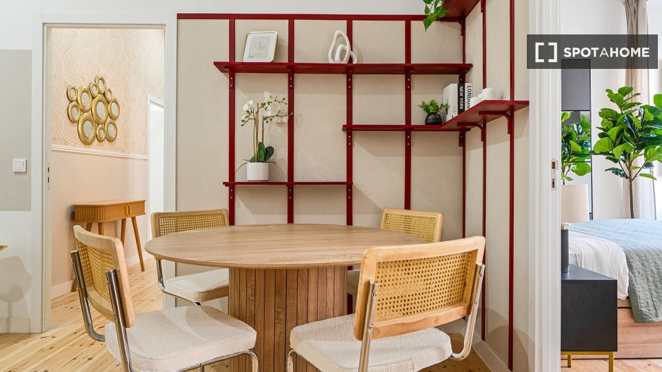 Double room Lisbon, 6 beds — photo 40
