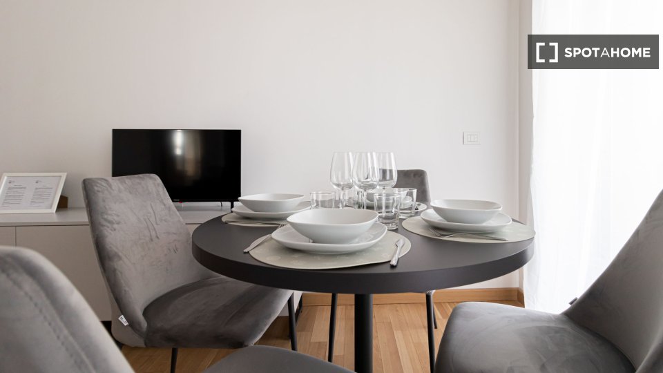 Apartment Milan, 2 beds, 74m² — photo 9