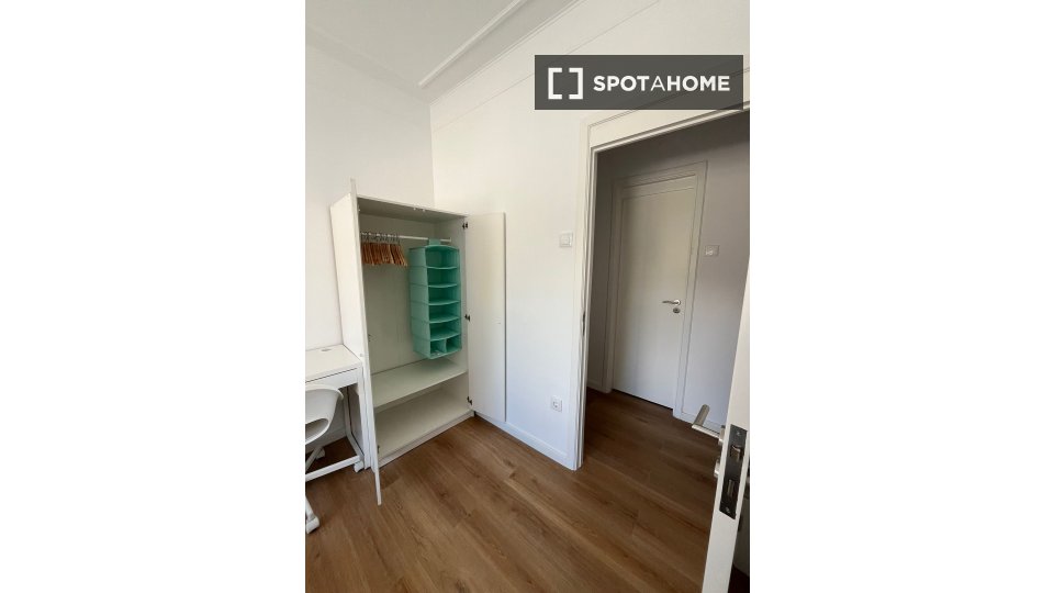 Double room Porto, 4 beds, 120m² — photo 6