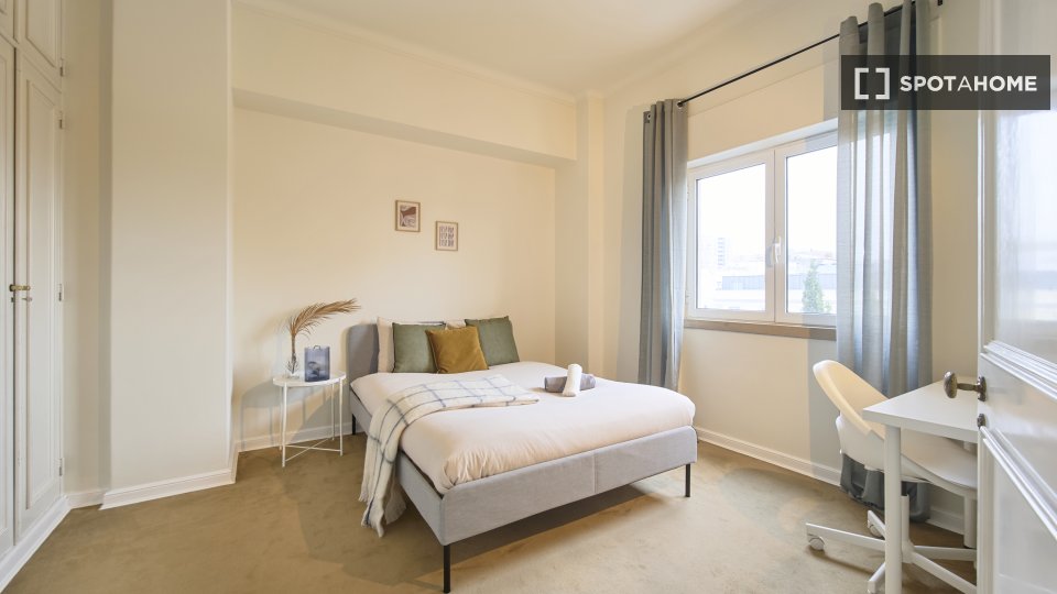 Double room Lisbon, 7 beds — photo 4