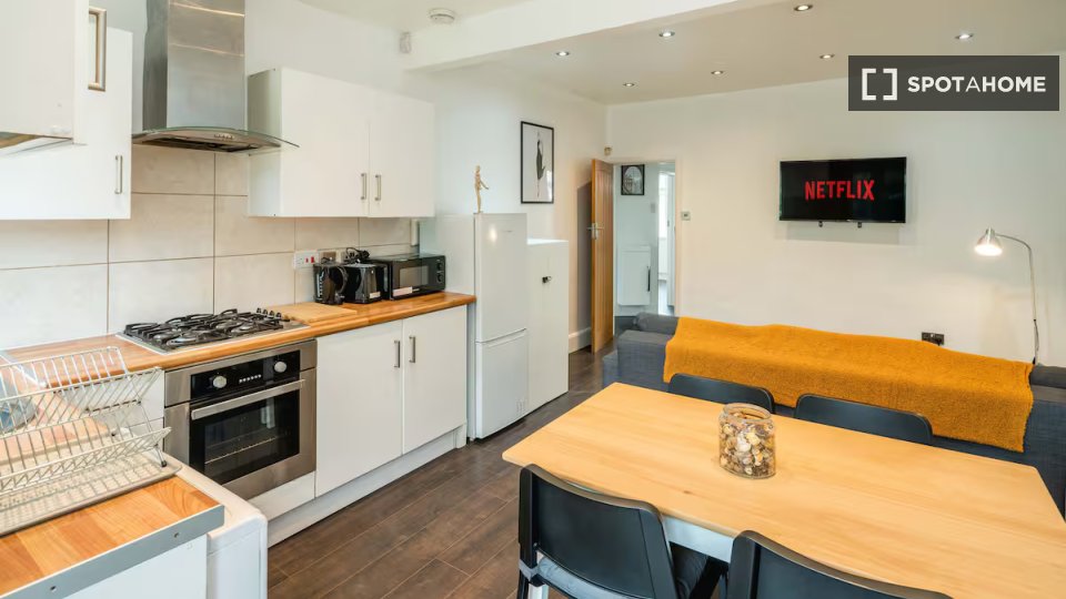 Apartment London, 3 beds — photo 2