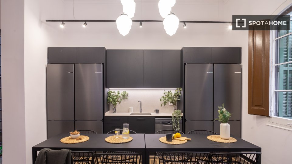 Double room Barcelona, 16 beds, 380m² — photo 31