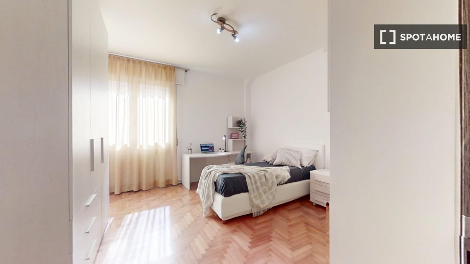 Double room Padua, 3 beds — photo 16