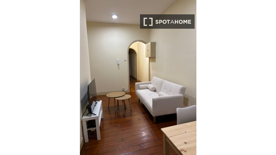 Double room Porto, 3 beds, 120m² — photo 12