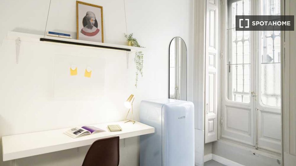 Double room Madrid, 68 beds, 2620m² — photo 26