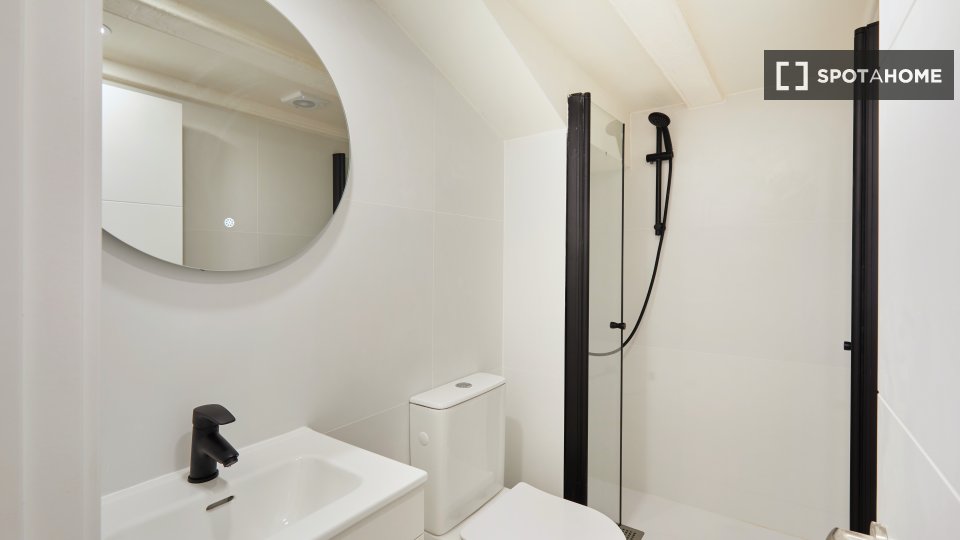 Apartment mono Barcelona, 18m² — photo 15