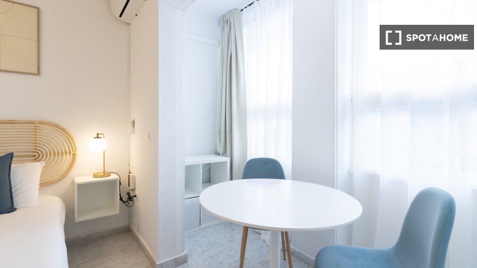 Apartment mono Alicante, 37m² — photo 9
