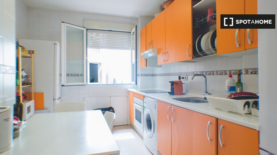 Double room Madrid, 6 beds, 140m² — photo 6