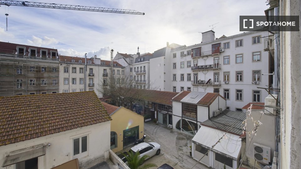 Double room Lisbon, 9 beds — photo 4