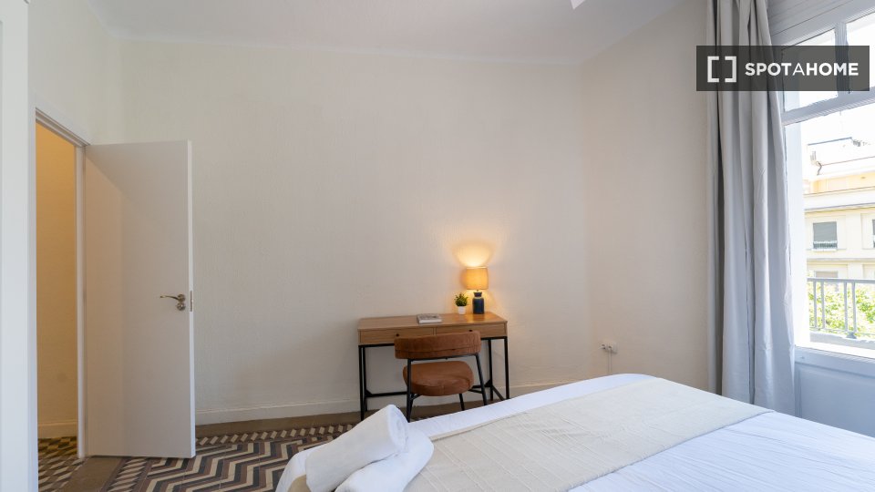 Double room Madrid, 7 beds — photo 13